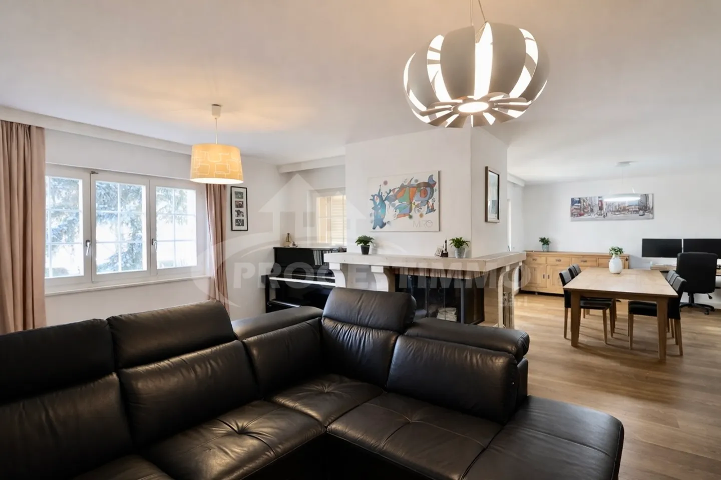 6.5-ROOM VILLA, GENEROUS VOLUMES AND HIGH EXTENSION POTENTIAL - Photo 5 of 13