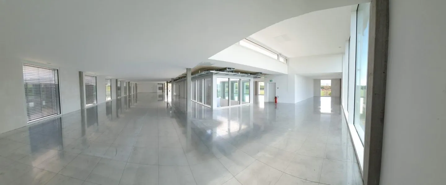 Your offices for rent in Gland of 686 m2 - Photo 1 of 6