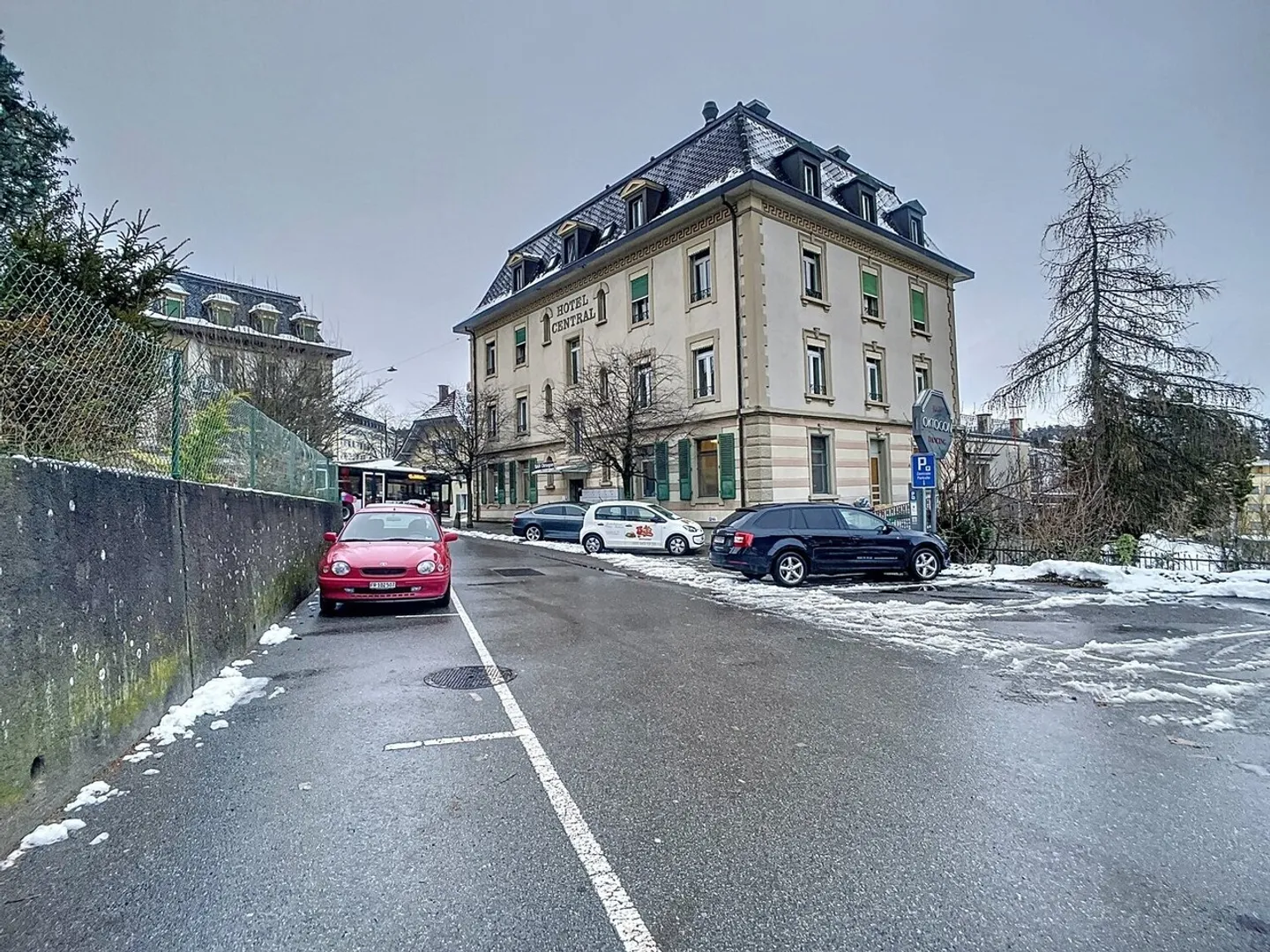 Nel centro di Düdingen / Düdingen Zentrum - Foto 2 di 2