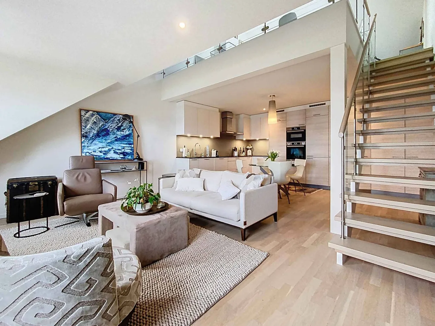 Exceptional penthouse with panoramic view of Lake Geneva - Photo 4 of 11