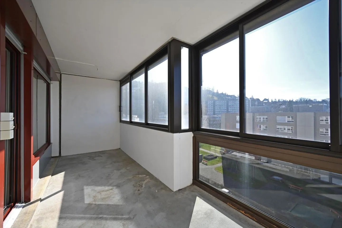 Attractive 3.5-room apartment with adjoining 1-room apartment - Photo 3 of 9