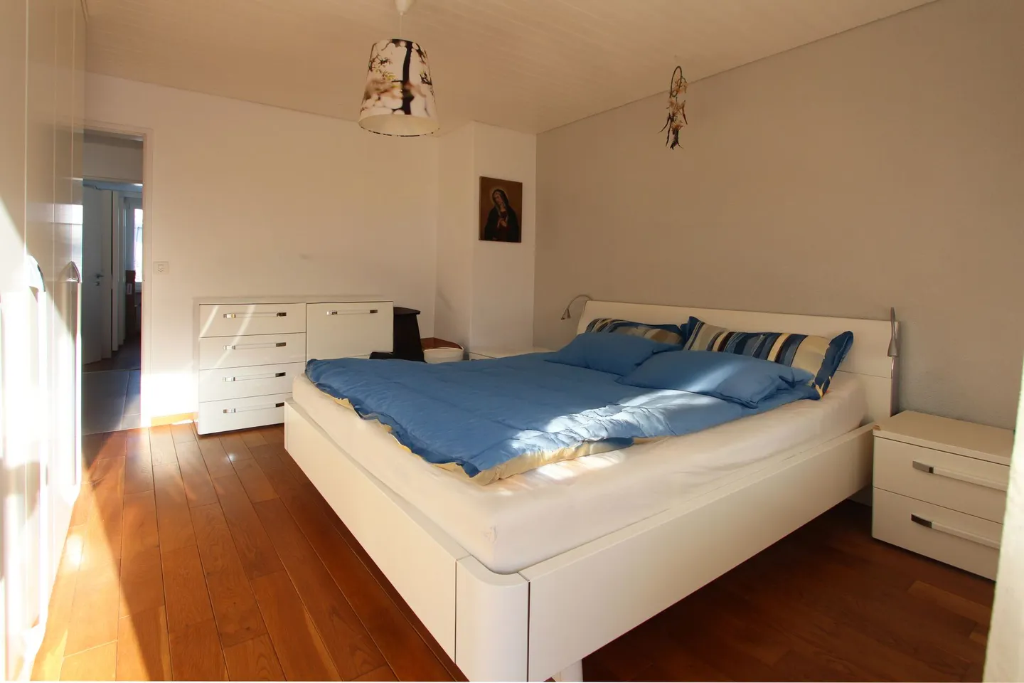 LIVING WITH QUALITY OF LIFE - spacious family home with pool, winter garden and plenty of space - Photo 11 of 14