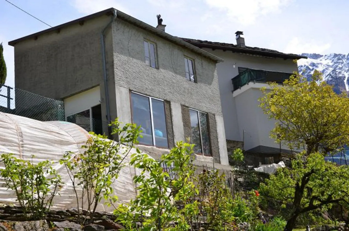 6 1/2 Zimmer-Einfamilienhaus mit grossem Umschwung an sehr ruhiger,... - Foto 50 von 66