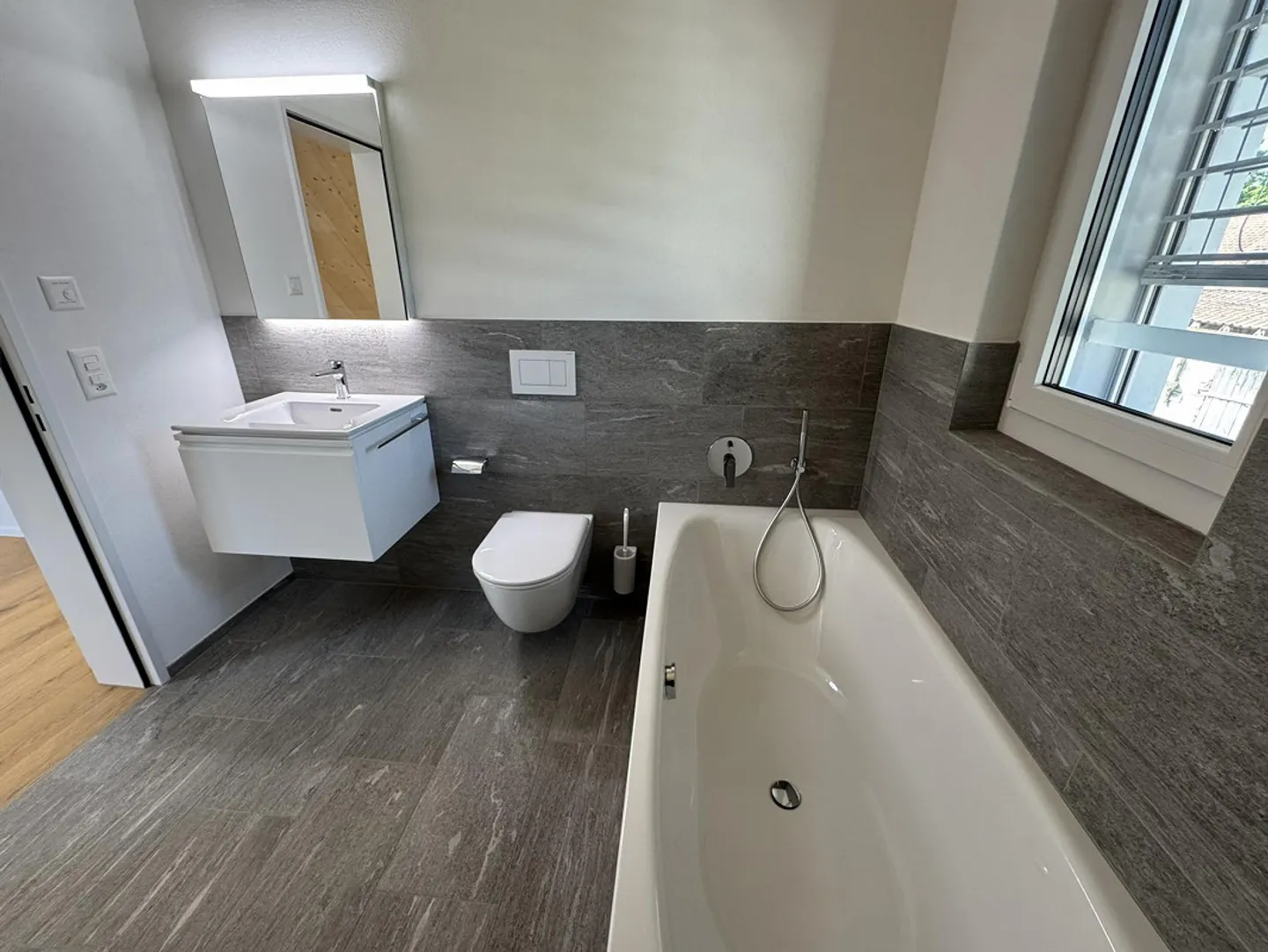 Nuova costruzione / appartamento attico di 5,5 stanze - Foto 5 di 21