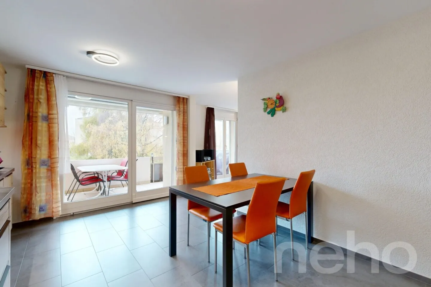Geräumige 5,5-Zimmer-Wohnung von 160 m² in ruhiger Lage mit freiem Blick - Foto 4 von 12