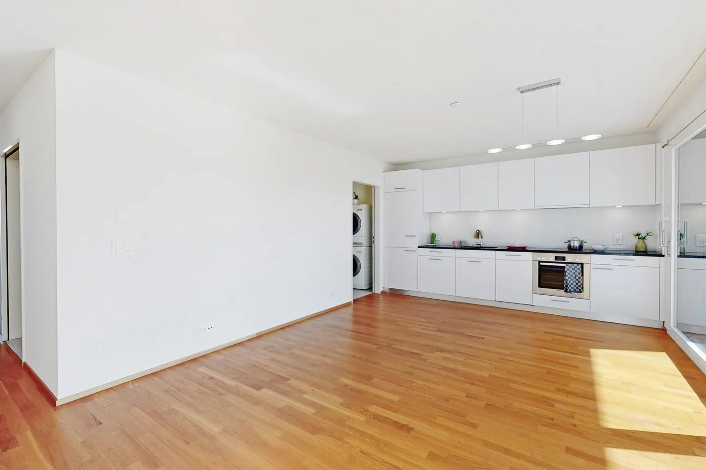 Apartment for rent - Photo 5 of 9