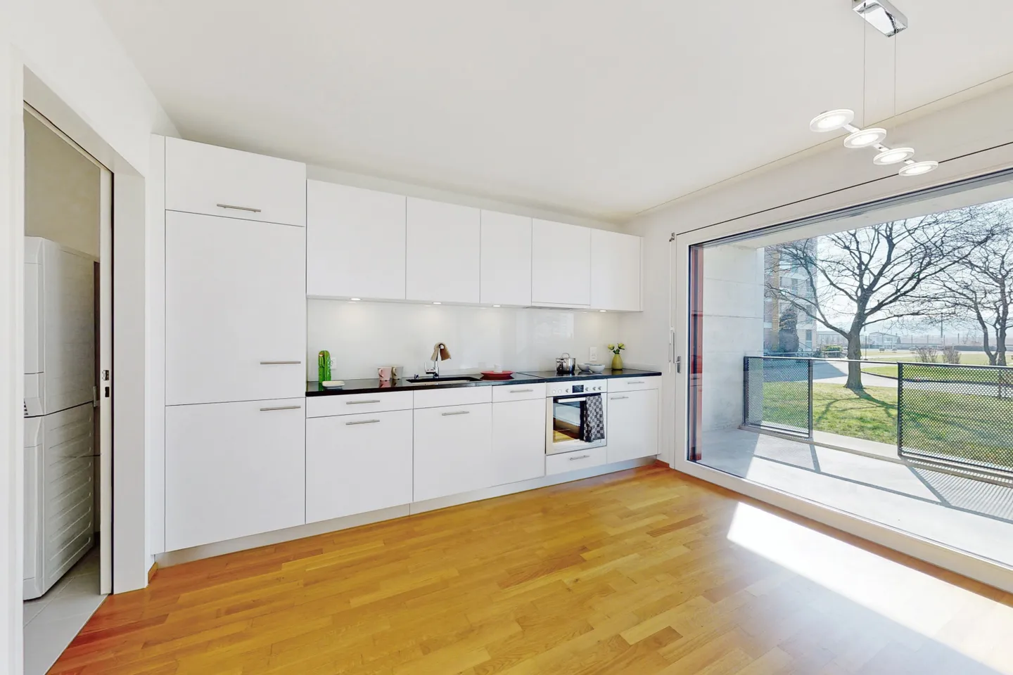 Apartment for rent - Photo 6 of 9