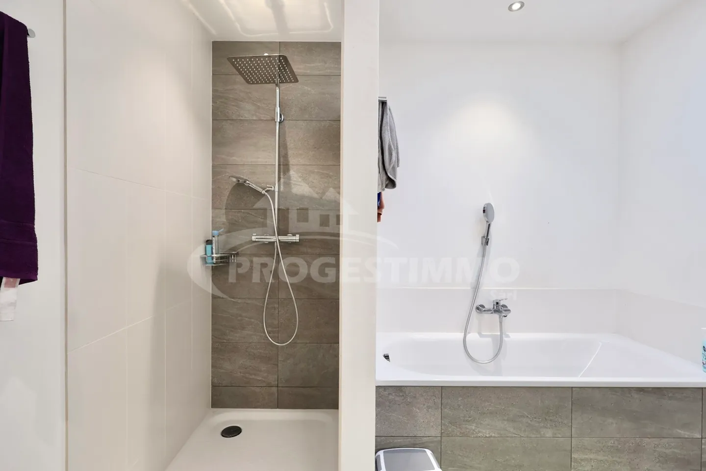 COMFORT, SPAZIO E LUCE: LA TUA FUTURA CASA - Foto 9 di 11