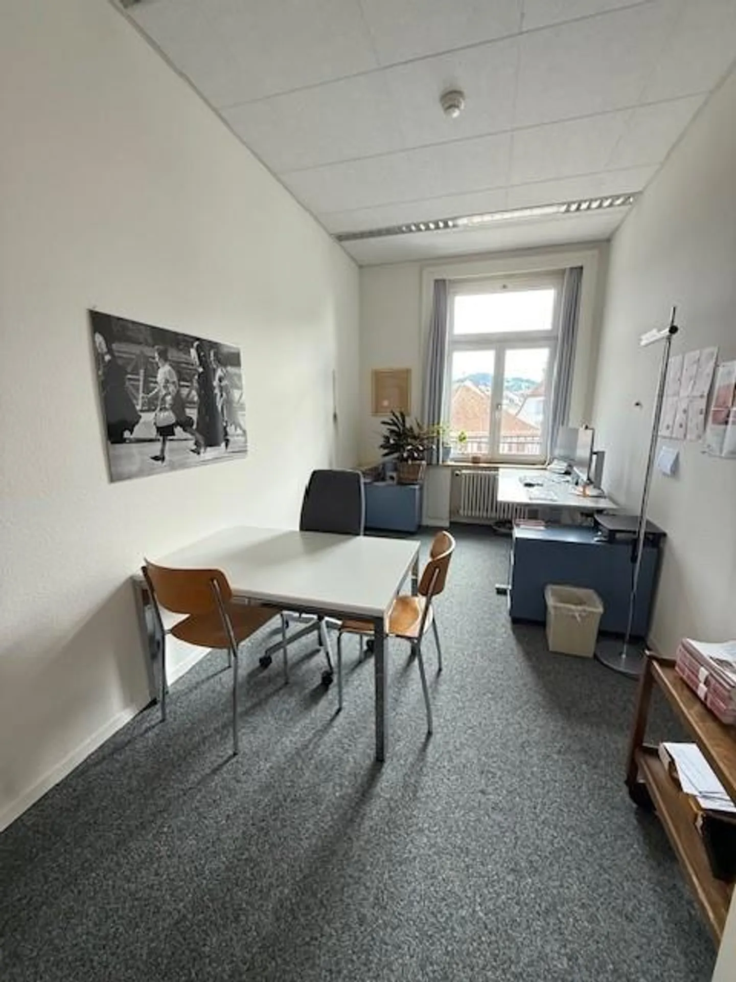 Spazi commerciali rappresentativi in posizione privilegiata al Kasernenplatz 1 - Foto 2 di 12