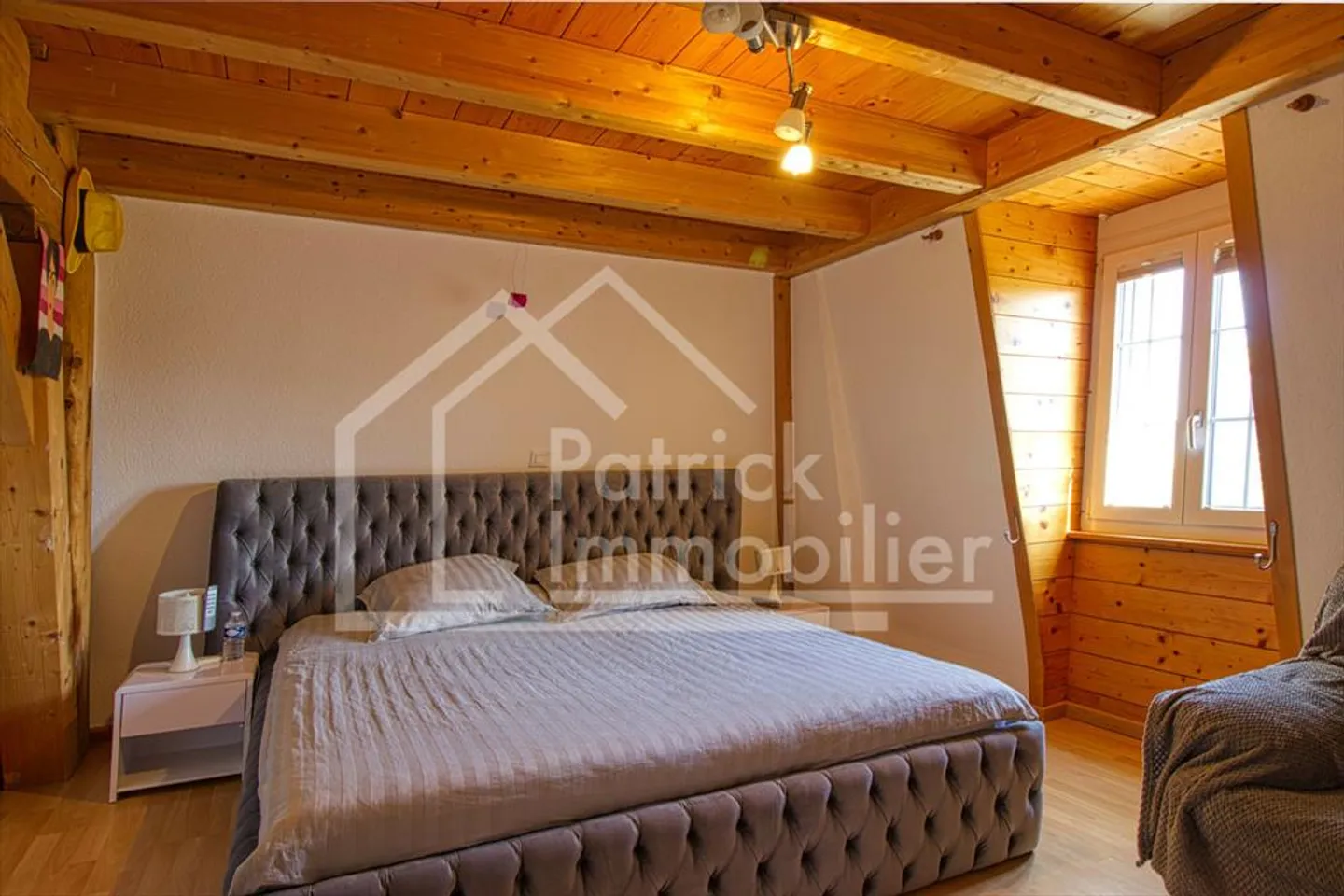 Edificio residenziale con caffè ristorante - Foto 11 di 13