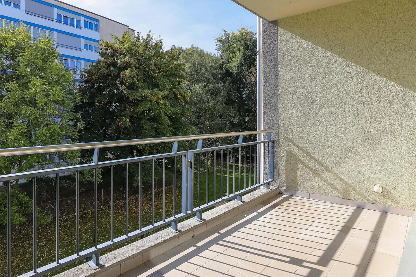 Stunning 5-room apartment in Servette - Photo 8 of 8