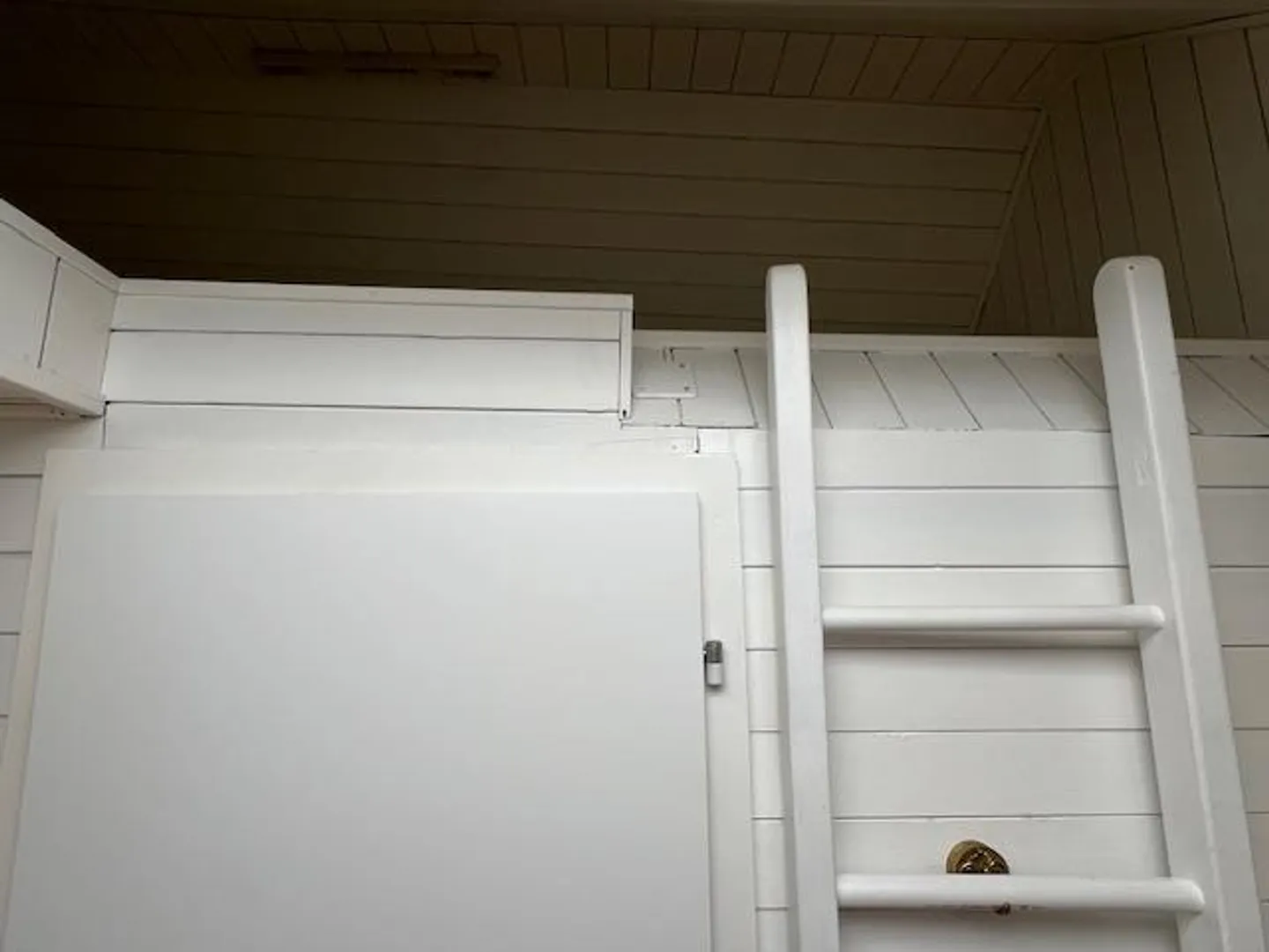 3 Room Attic Apartment - Photo 14 of 14