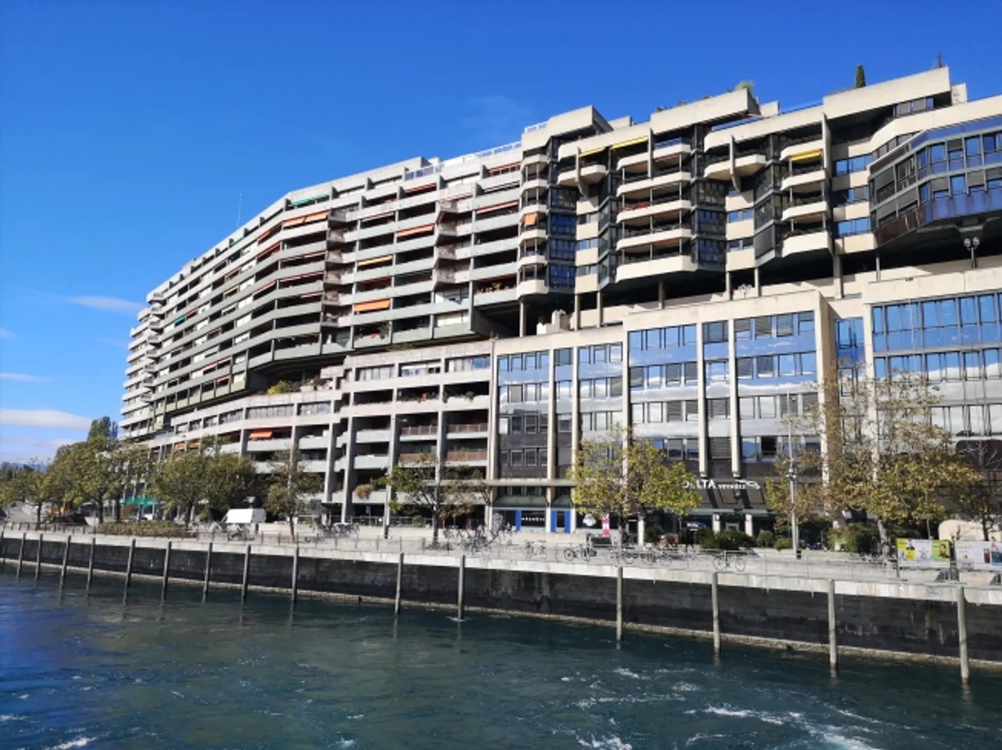 Parking du Seujet - Places à louer - Photo 2 sur 2