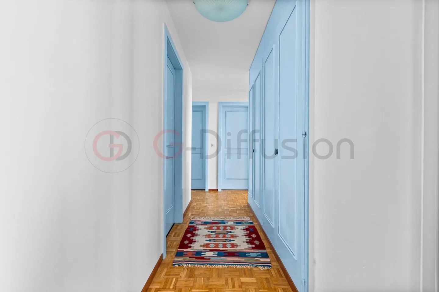 Geräumige Wohnung mit Panoramablick auf den Genfersee und die Lavaux-Region. - Foto 9 von 15