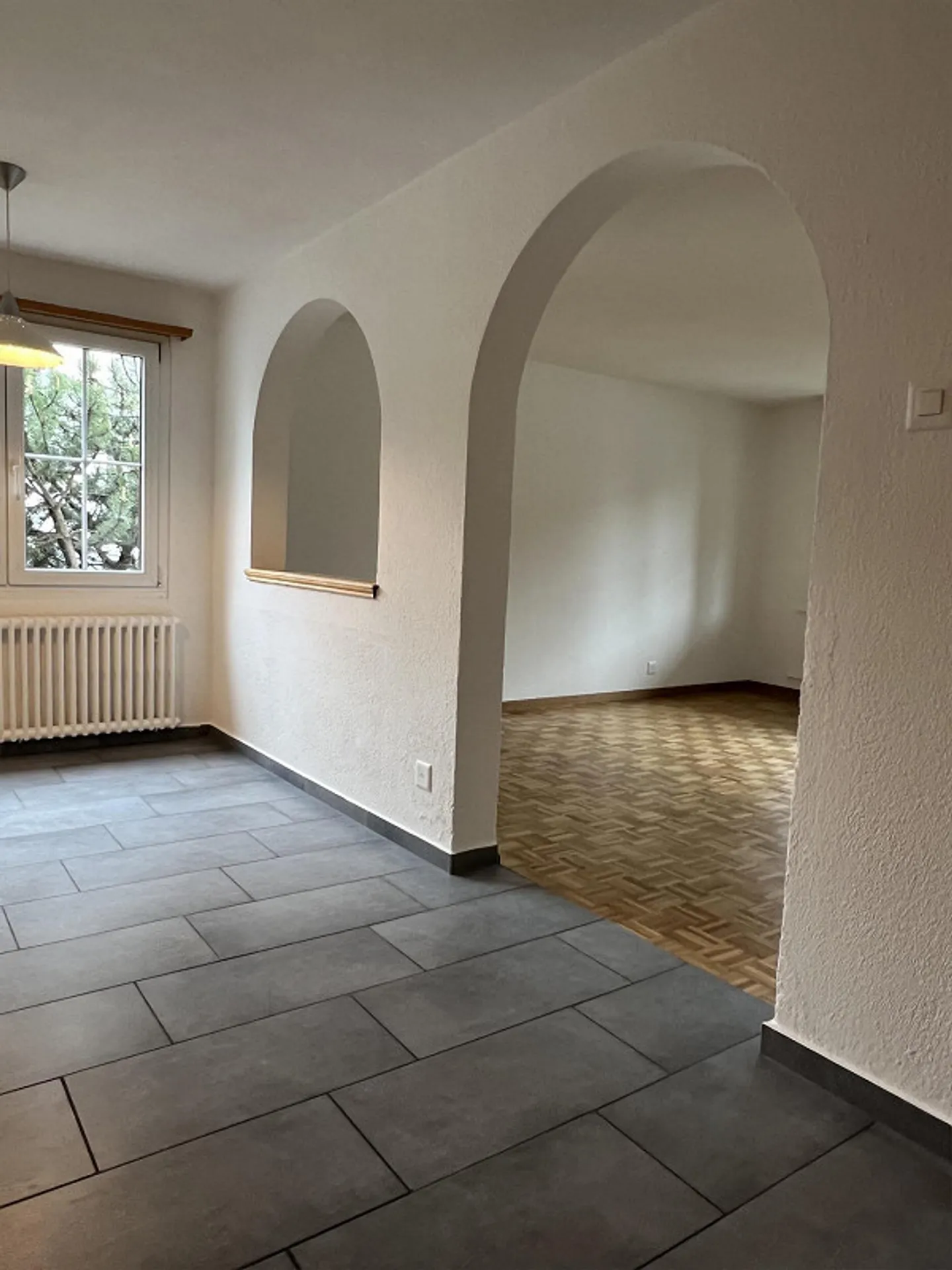 Beautiful 4.5-room apartment in a central location with balcony - Photo 3 of 17