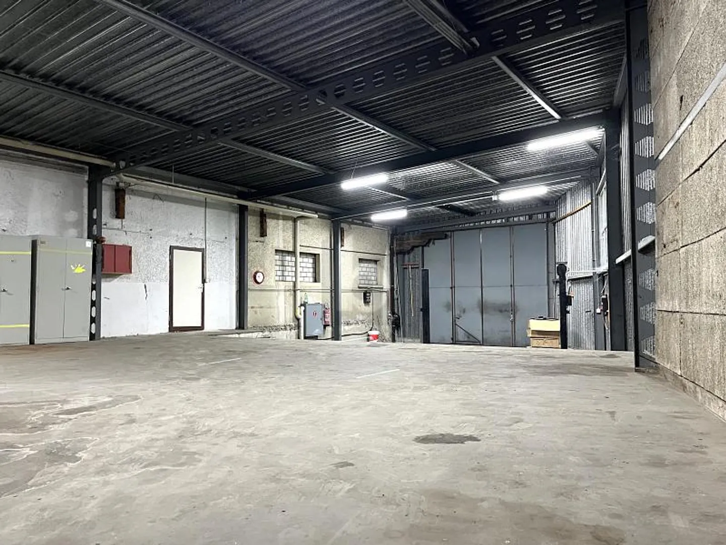 AUTOWERKSTATT ZU VERMIETEN - Foto 2 von 6