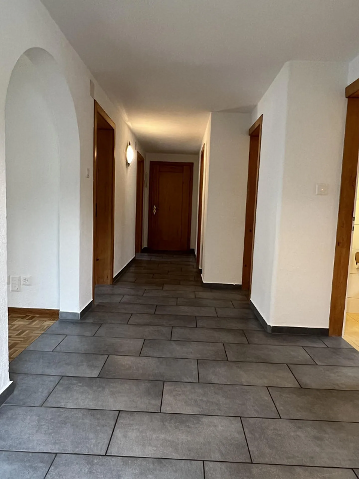 Beautiful 4.5-room apartment in a central location with balcony - Photo 8 of 17