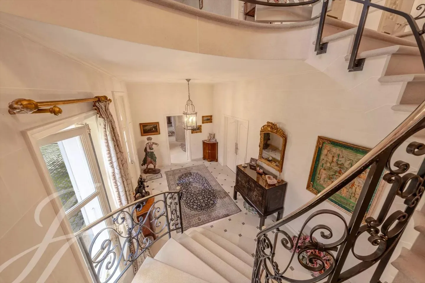 EXKLUSIVITÄT - Außergewöhnliches Herrenhaus 20 Minuten von Genf - Foto 7 von 13