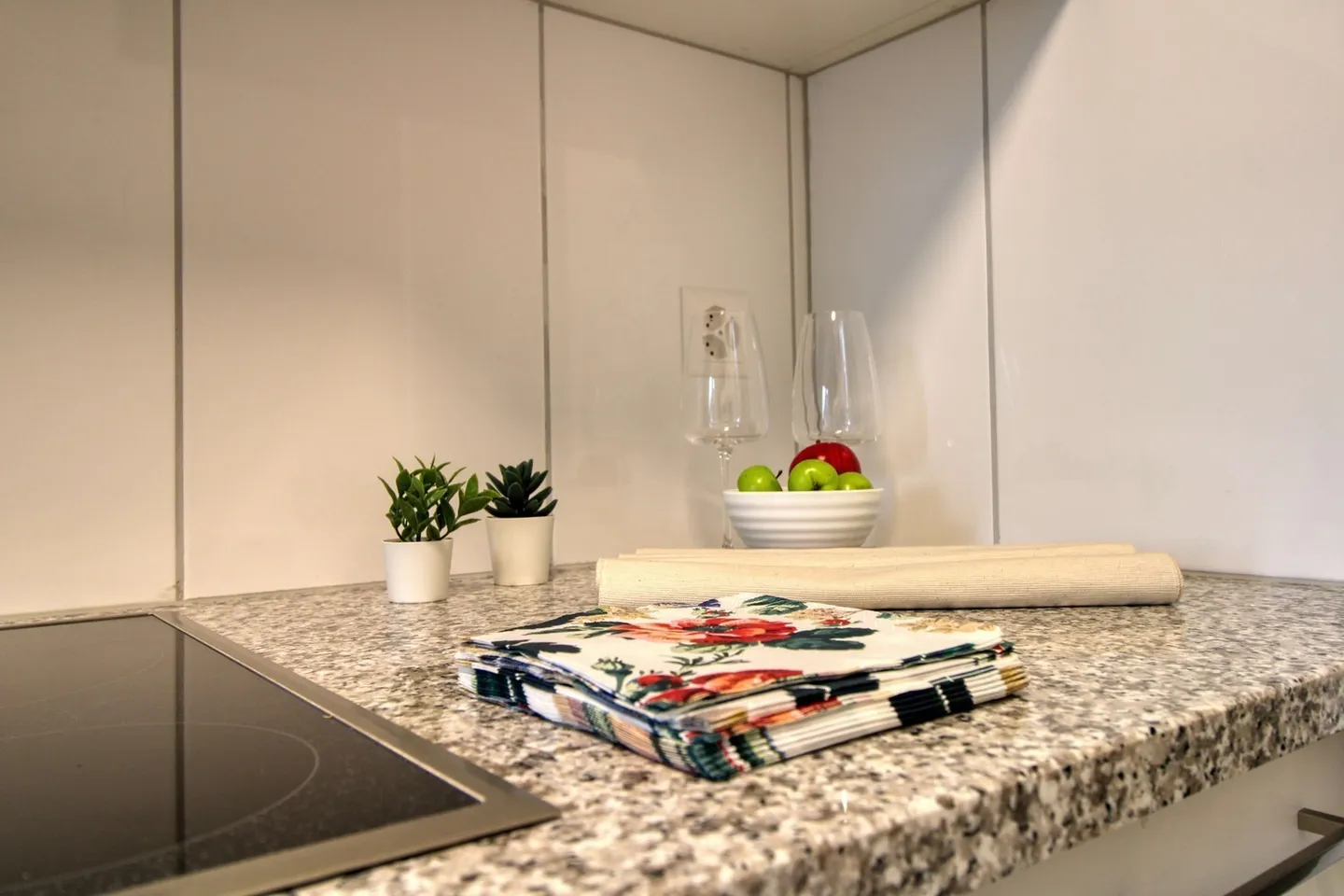 WG Room - Photo 17 of 24