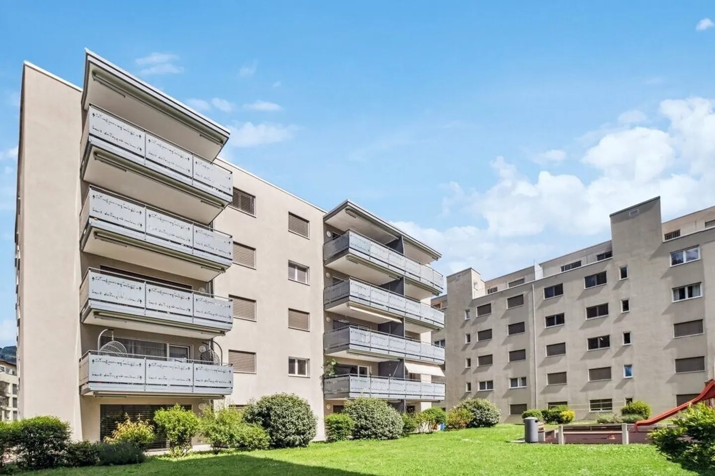 Vivere moderno in una zona residenziale tranquilla - Foto 1 di 8