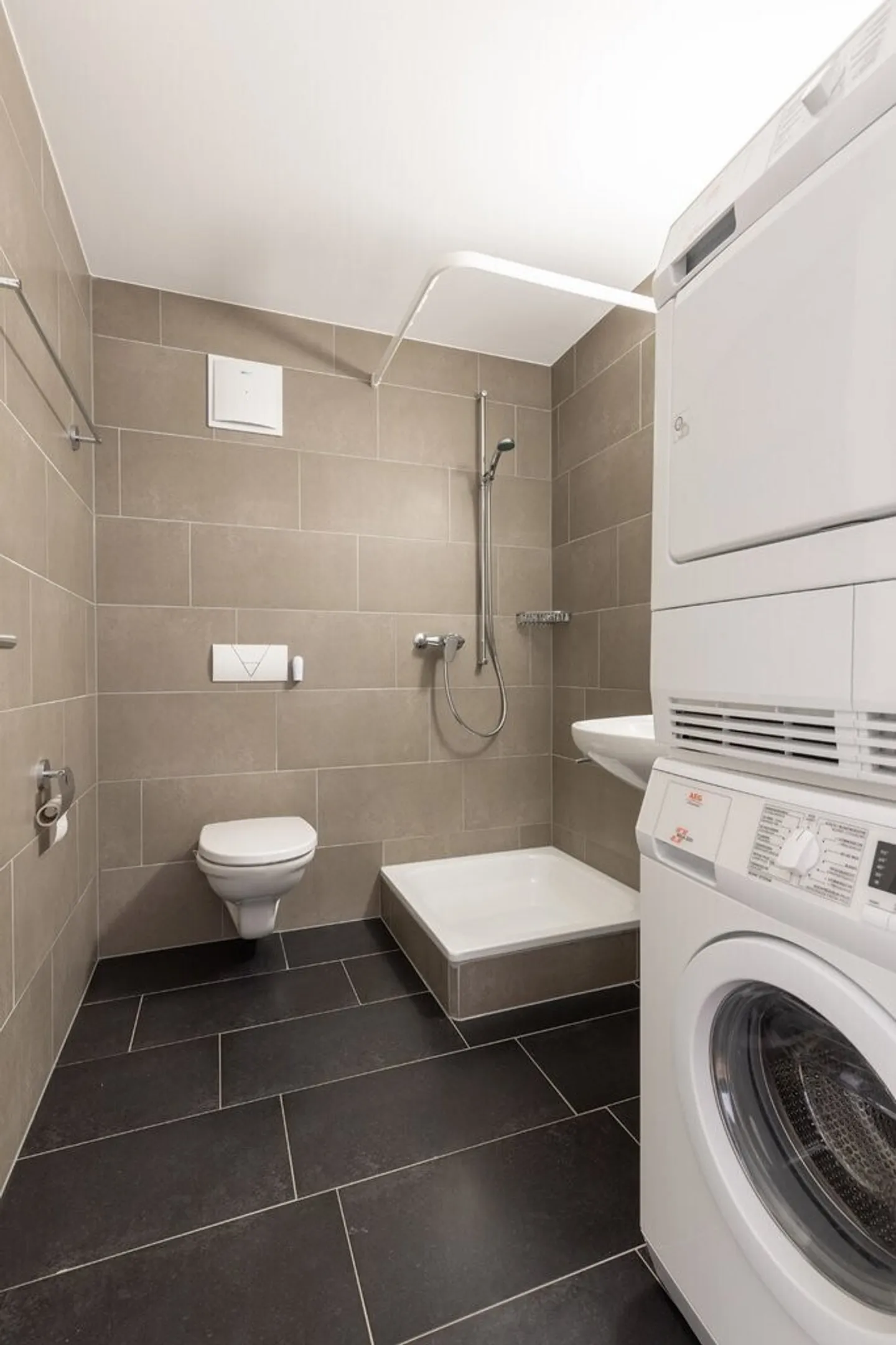 Vivere moderno in una zona residenziale tranquilla - Foto 6 di 8