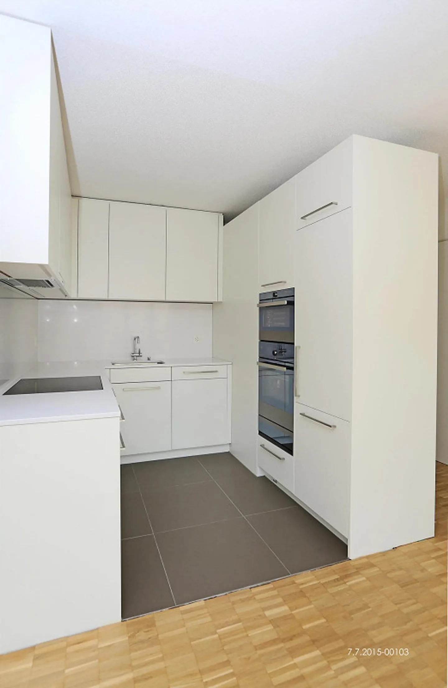 3.5 Room Apartment in Volketswil - Photo 7 of 8