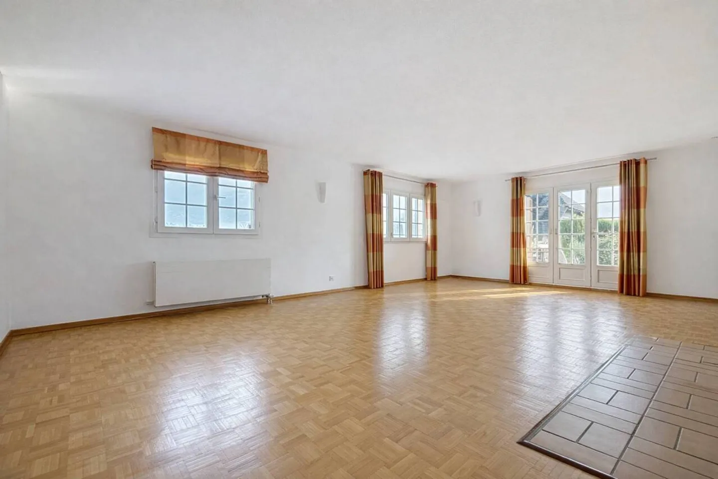 Terraced House 6.5 Rooms - Photo 3 of 13