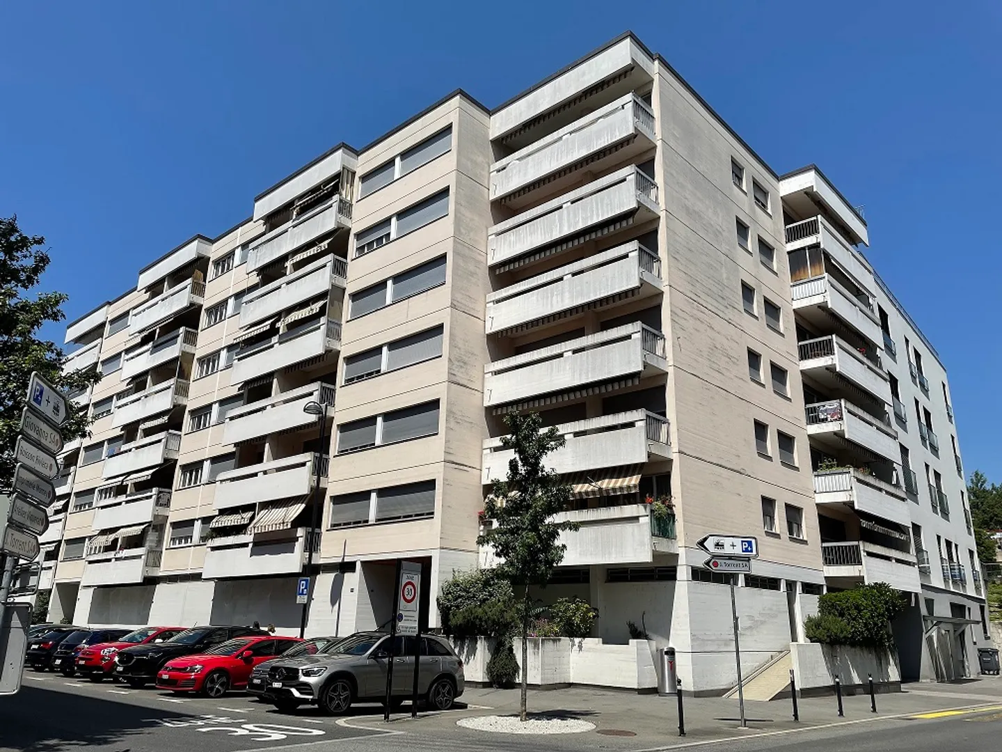 Appartamento ristrutturato di 3,5 locali con vista lago, 6° piano, ca. 60 m2 - Foto 7 di 7