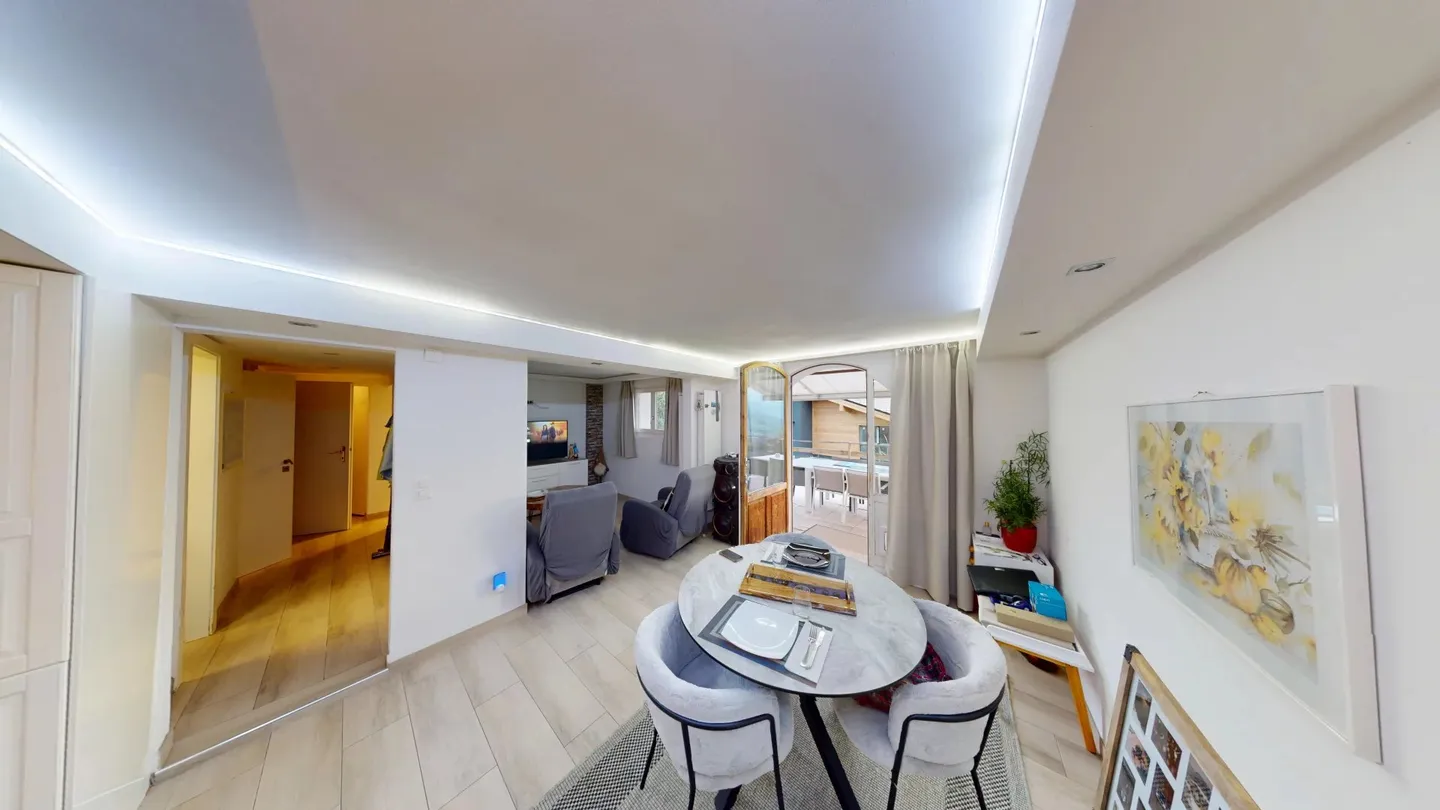 Wunderschönes Chalet mit 5,5 Zimmern und Panoramablick in einer Zweitwohnung - Foto 8 von 38