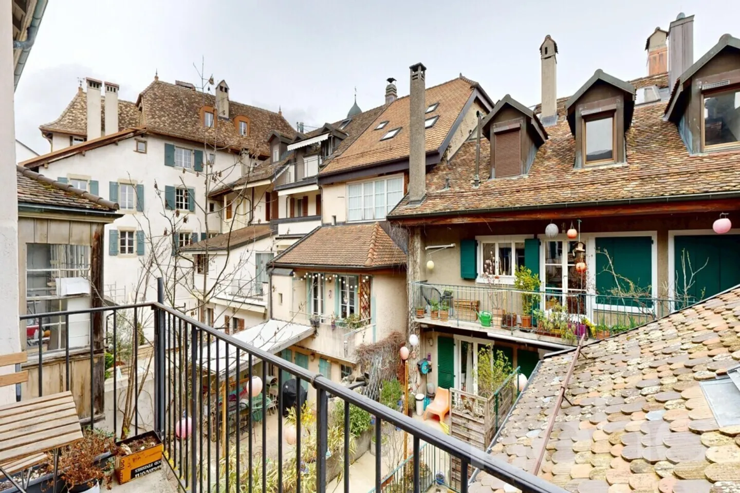 5.5 Room House with Studio: Ideal Investment in Aubonne - Photo 8 of 12