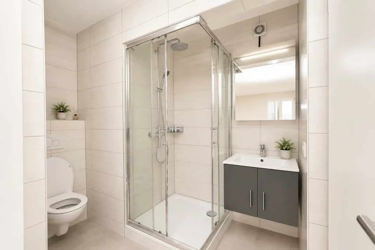 À vendre - Magnifique appartement PPE de 4.5 pièces avec 2 places de parc intéri - Foto 6 von 8