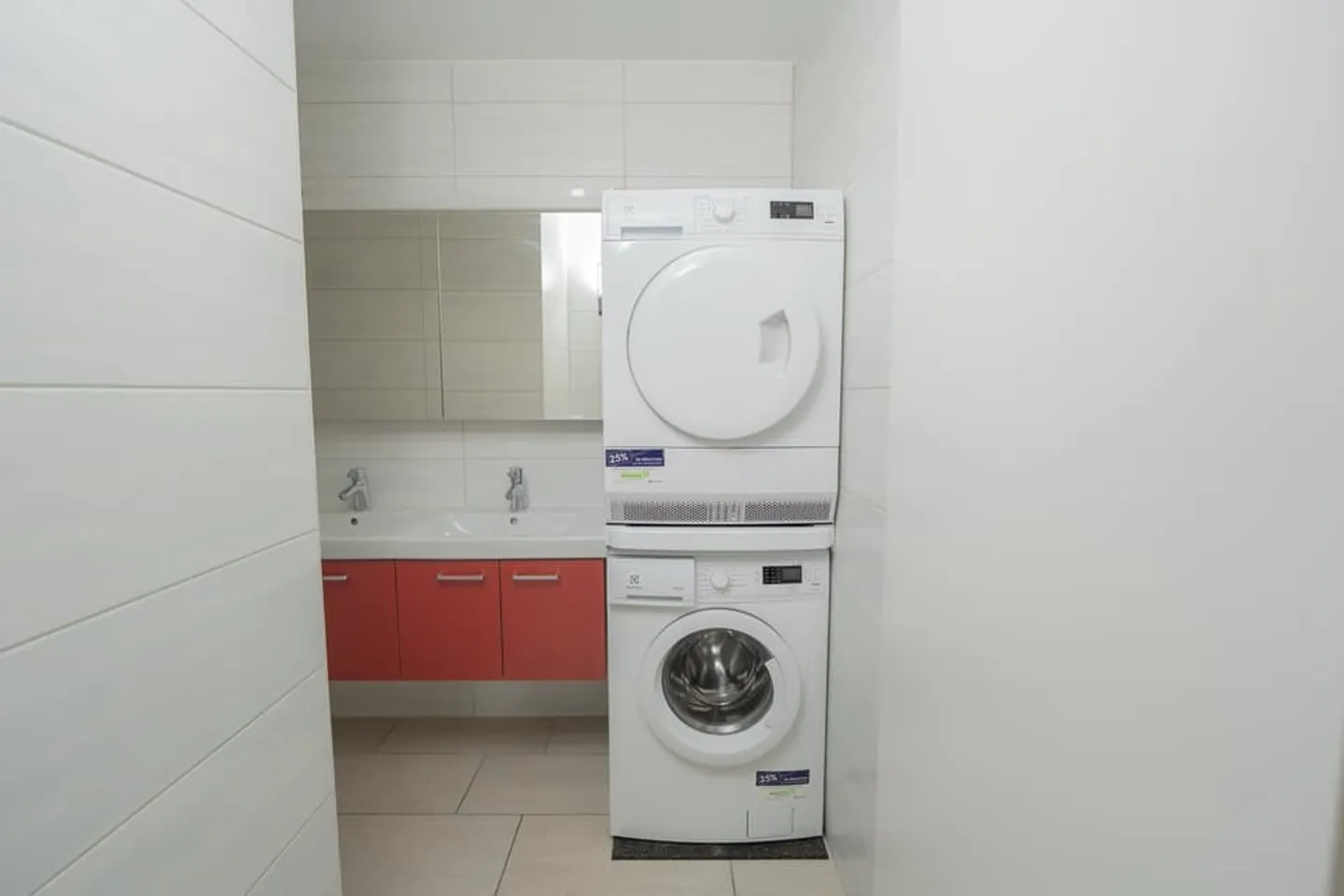 À vendre - Magnifique appartement PPE de 4.5 pièces avec 2 places de parc intéri - Foto 8 von 8