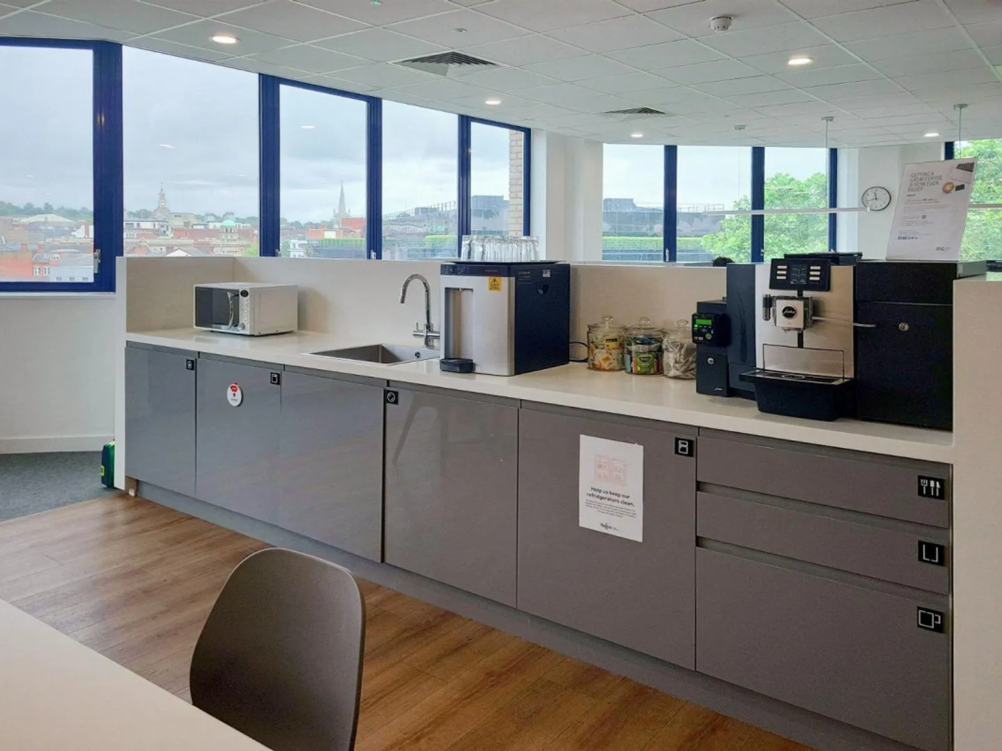 Ufficio privato per 3 persone presso Regus Main Station - Foto 11 di 12