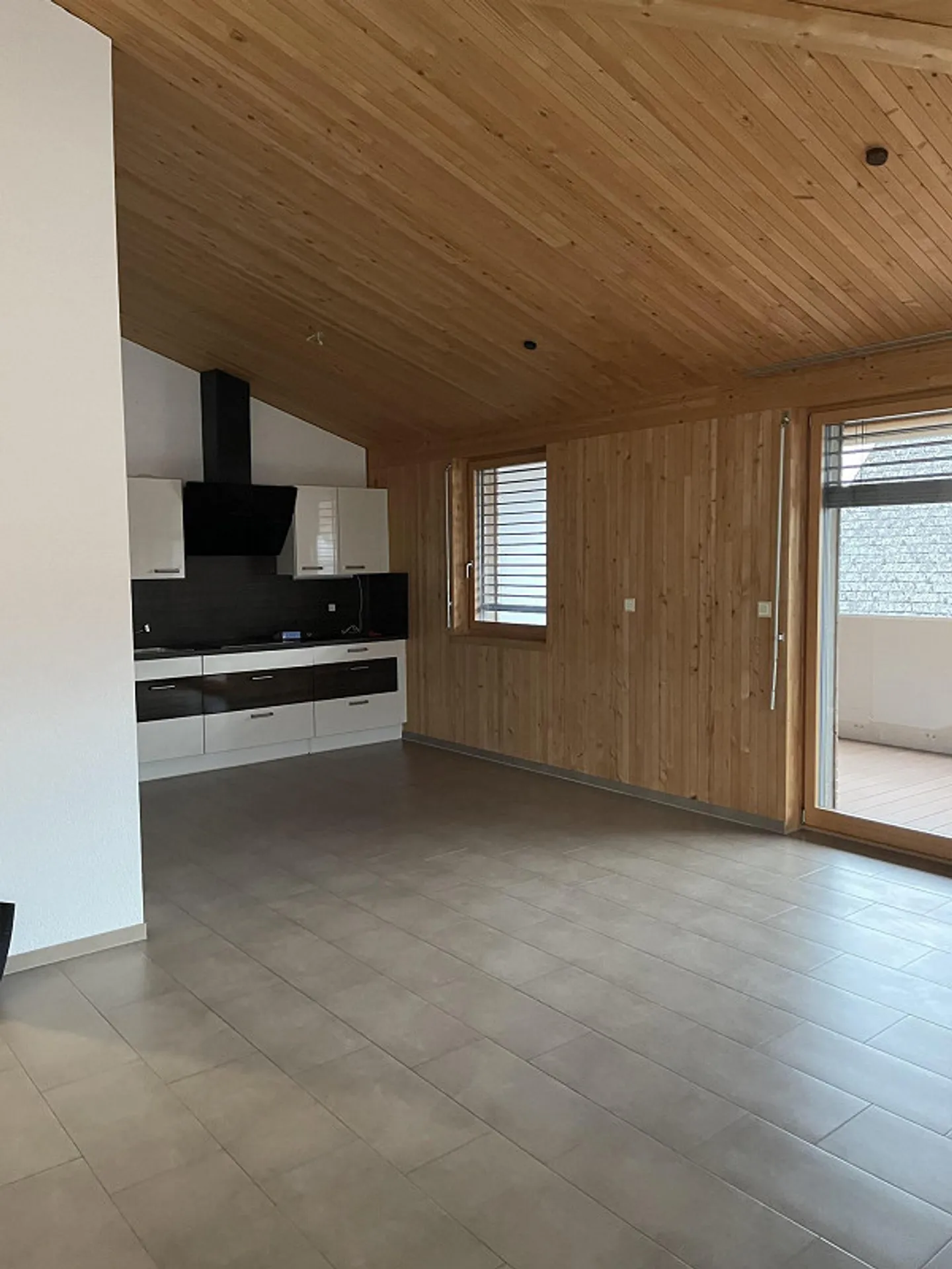 Charming centrally located apartment in the Rhine Valley - Photo 2 of 13