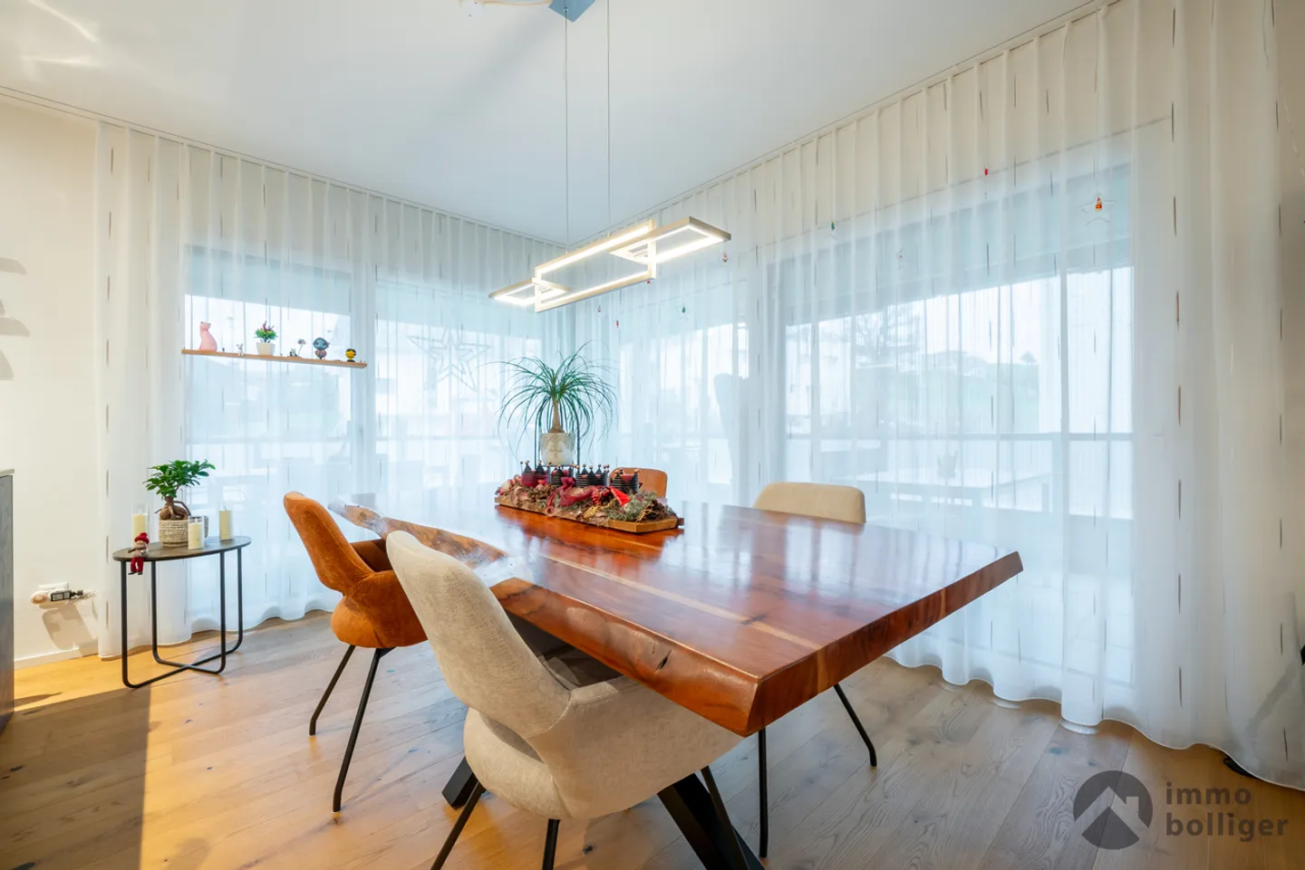 Vivere modernamente nella propria oasi residenziale - Foto 2 di 16