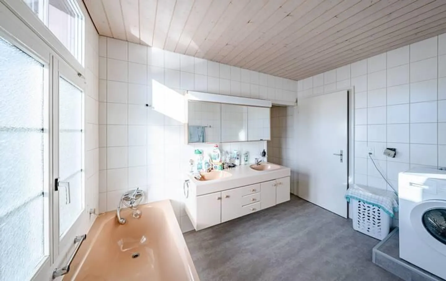 MAISON MULTIFAMILIALE ENTIÈREMENT LOUEE À HUTTWIL - Photo 8 sur 9