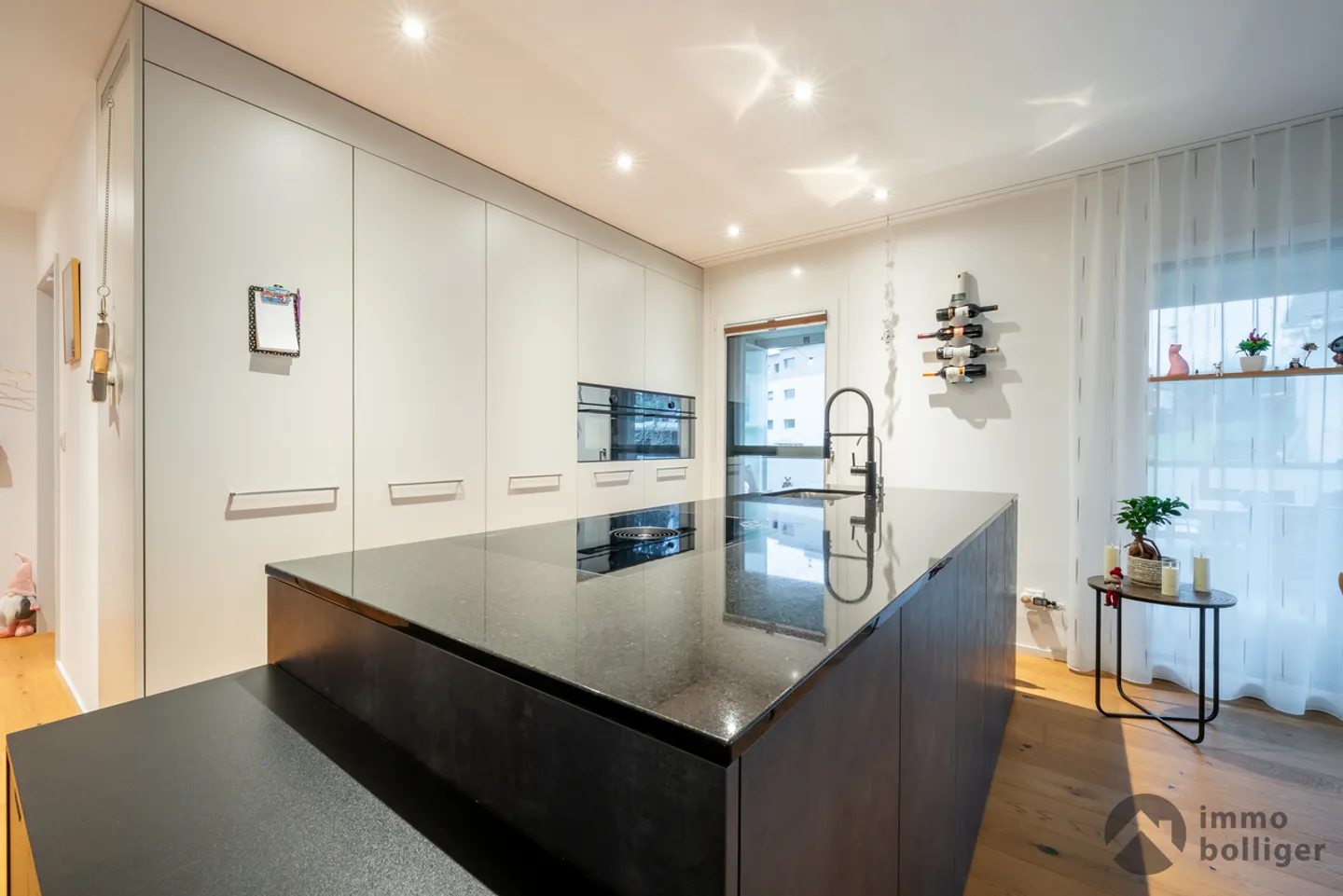 Vivere modernamente nella propria oasi residenziale - Foto 6 di 16