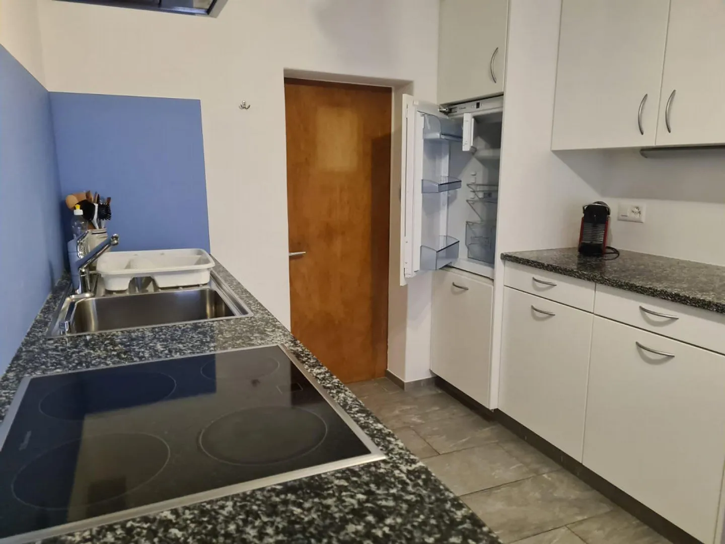 Edificio residenziale con appartamento separato - Foto 6 di 7