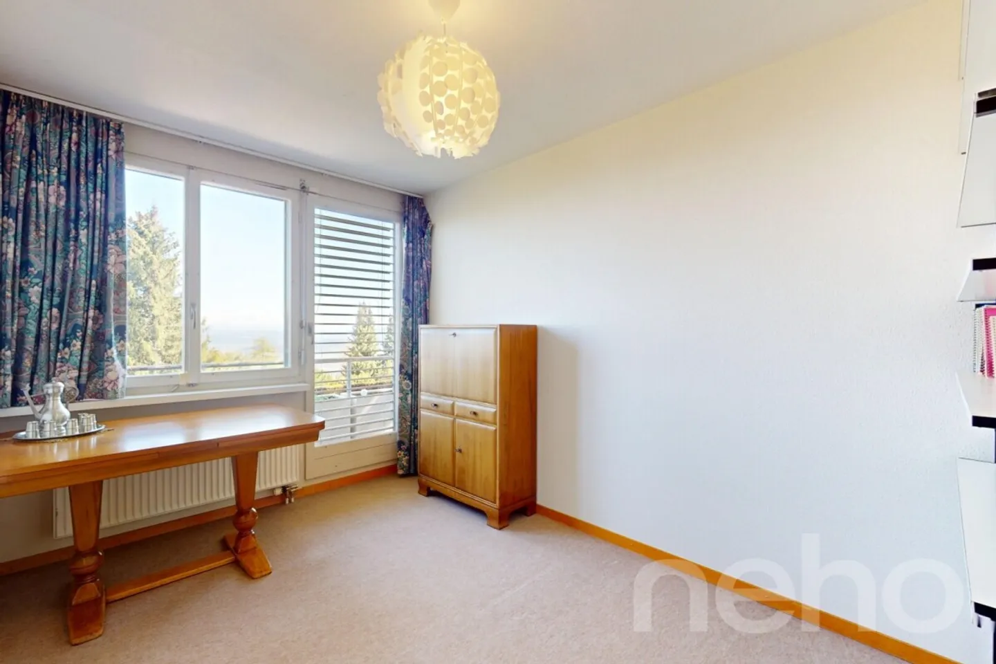 Superbo appartamento con terrazza e vista magnifica a Evilard - Foto 7 di 13