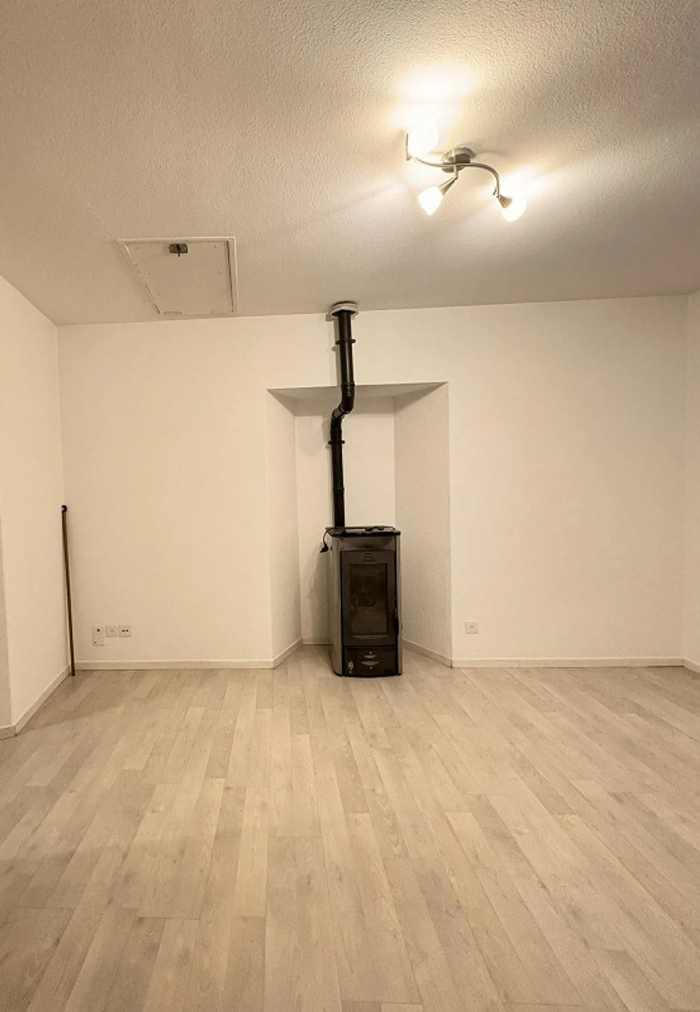 MURALTO, 2.5-room apartment for rent with private entrance - Photo 1 of 10