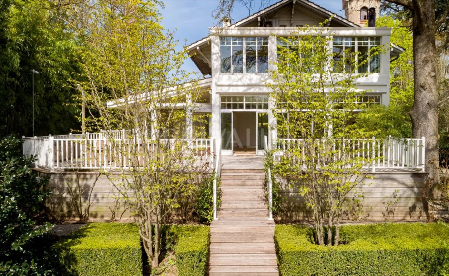 Incantevole villa familiare nel cuore del villaggio di Vand... - Foto 1 di 13