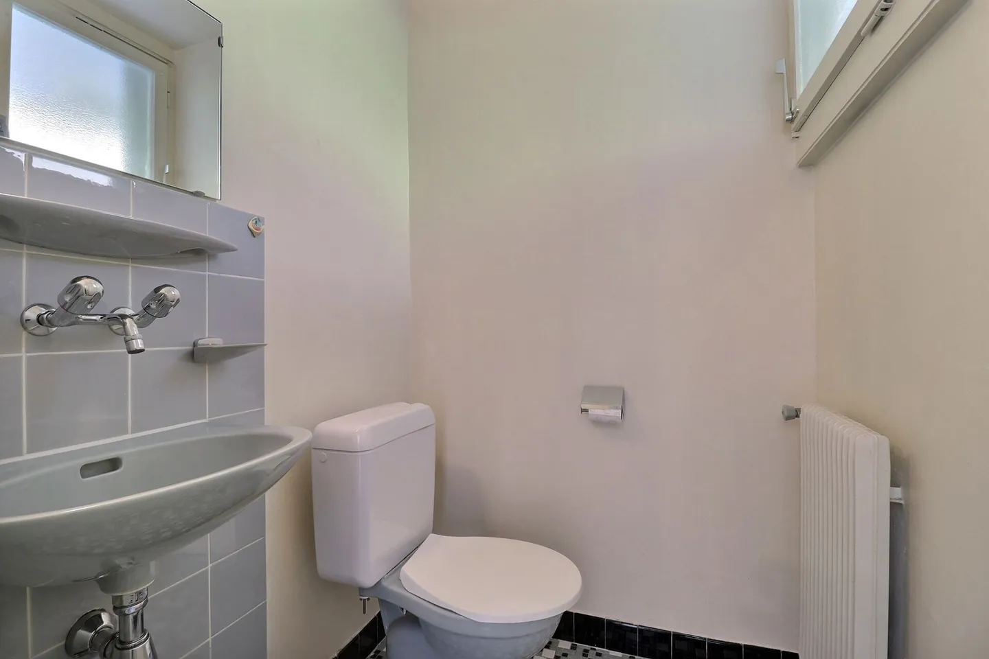 Duplex de 3.5 pièces + bureau avec fort potentiel et vue imprenable - Photo 15 sur 19