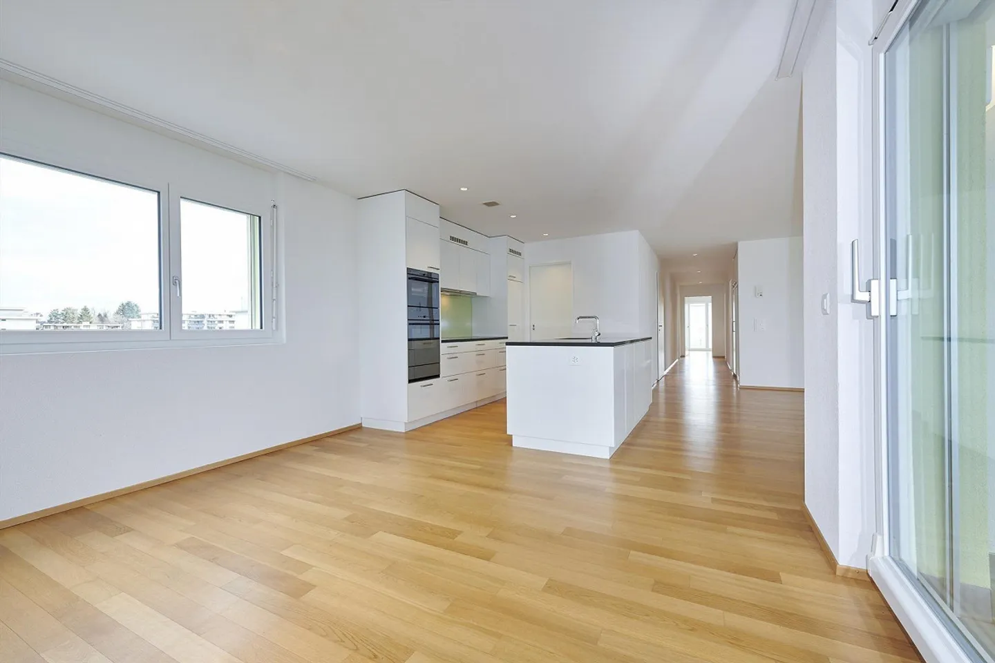 Tolle Attika-Wohnung mit Terrasse (151 m²) - Foto 2 von 11