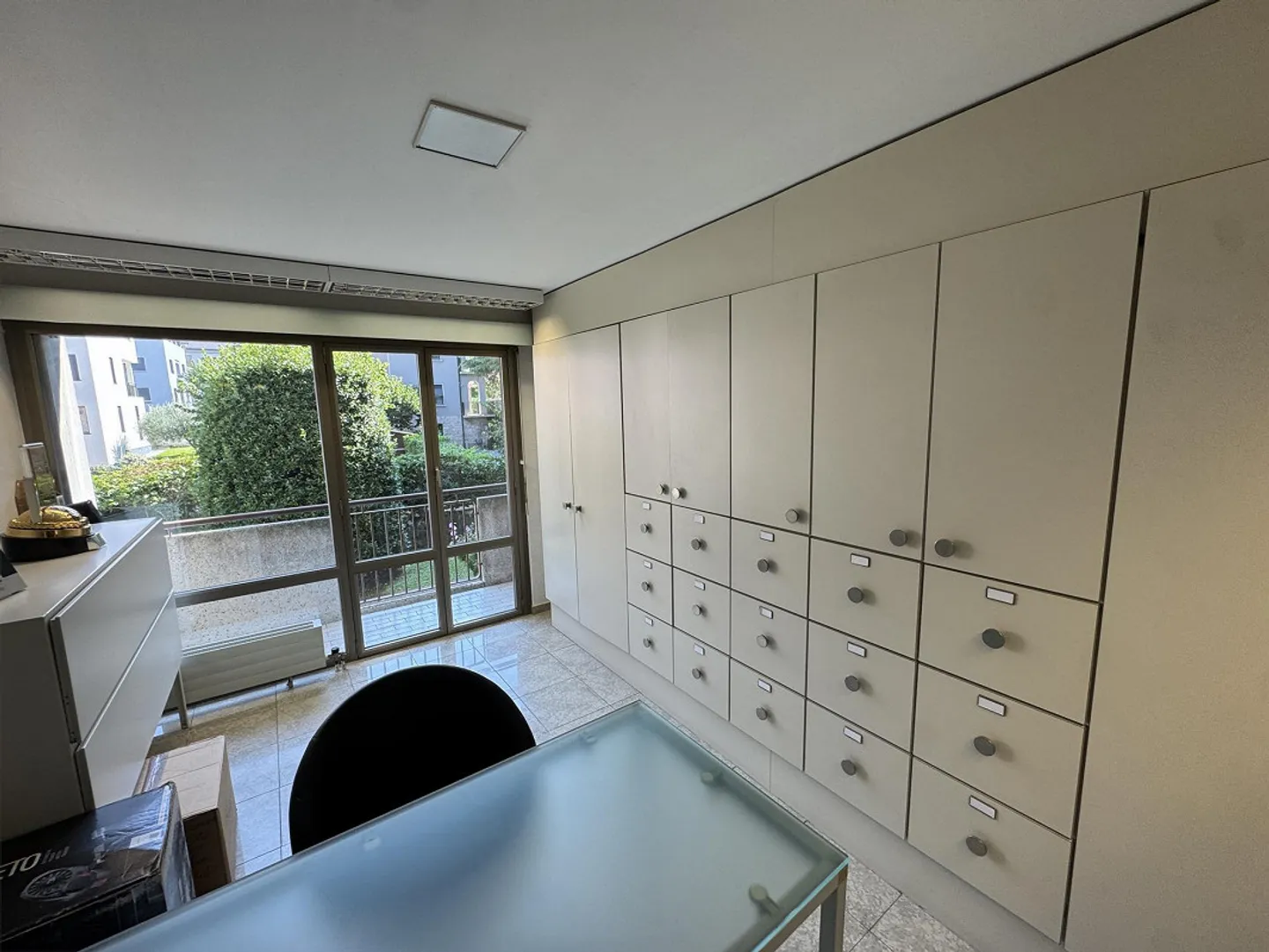 Mendrisio Center – Bright Office with Balconies, Cellar and TWO PARKING SPACES in the Underground Garage - Photo 1 of 12