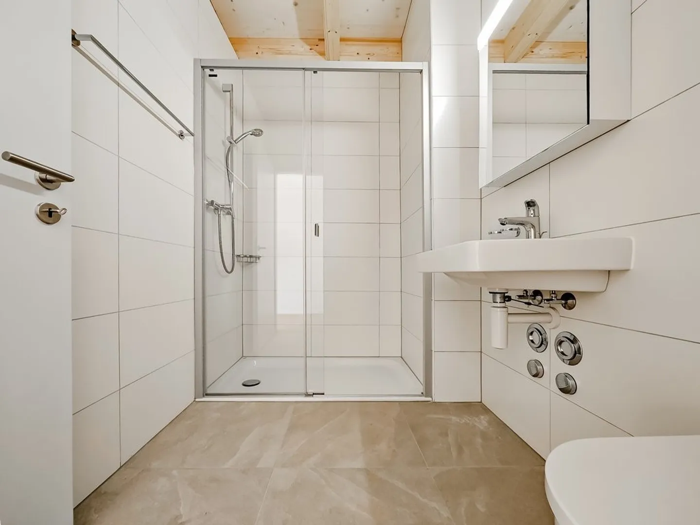 Appartamenti Nuovi Ristrutturati - Foto 4 di 12