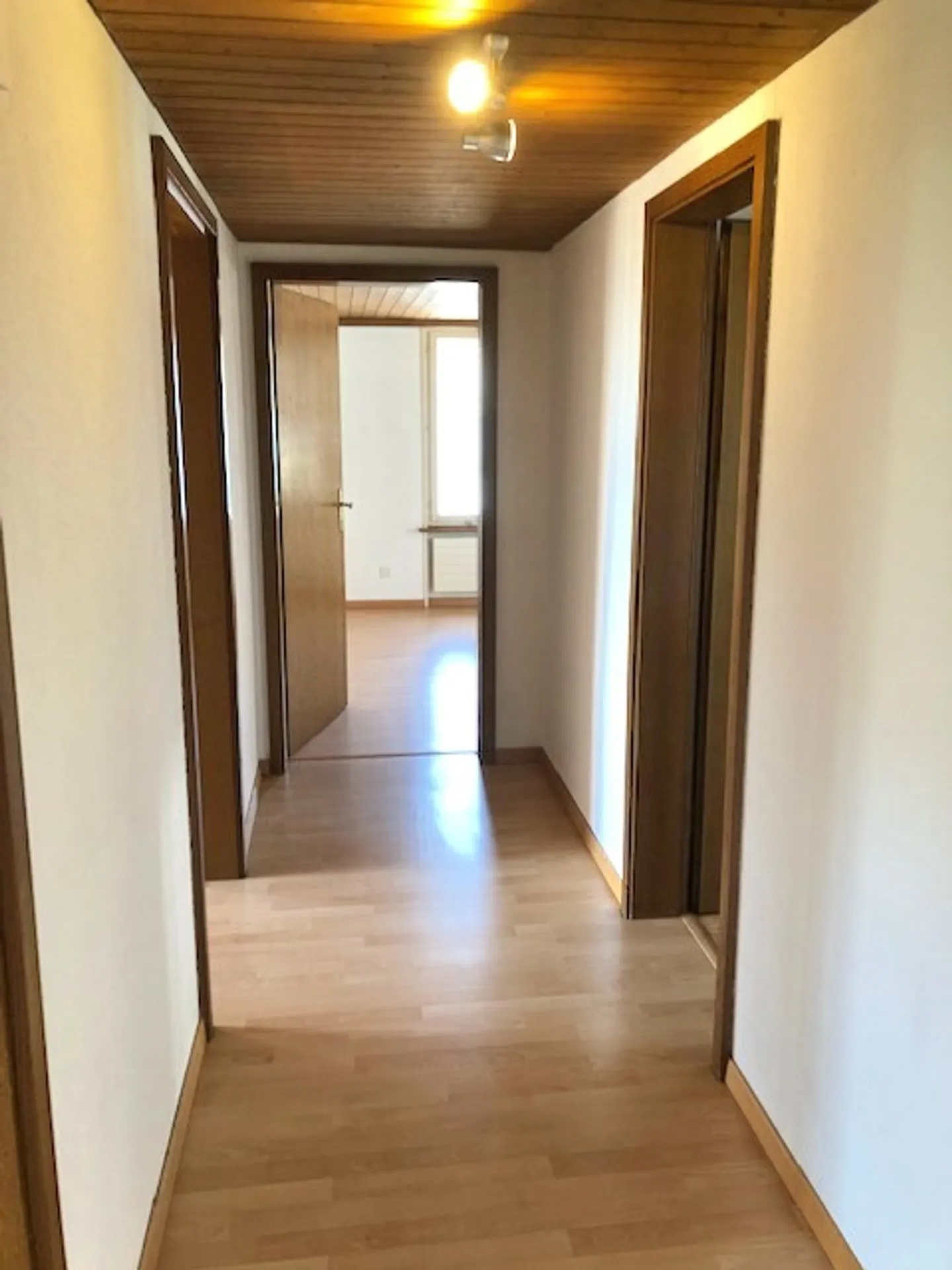 Gemütliche 3 1/2 Zimmer Altbau-Wohnung mit Charme - Foto 7 von 9
