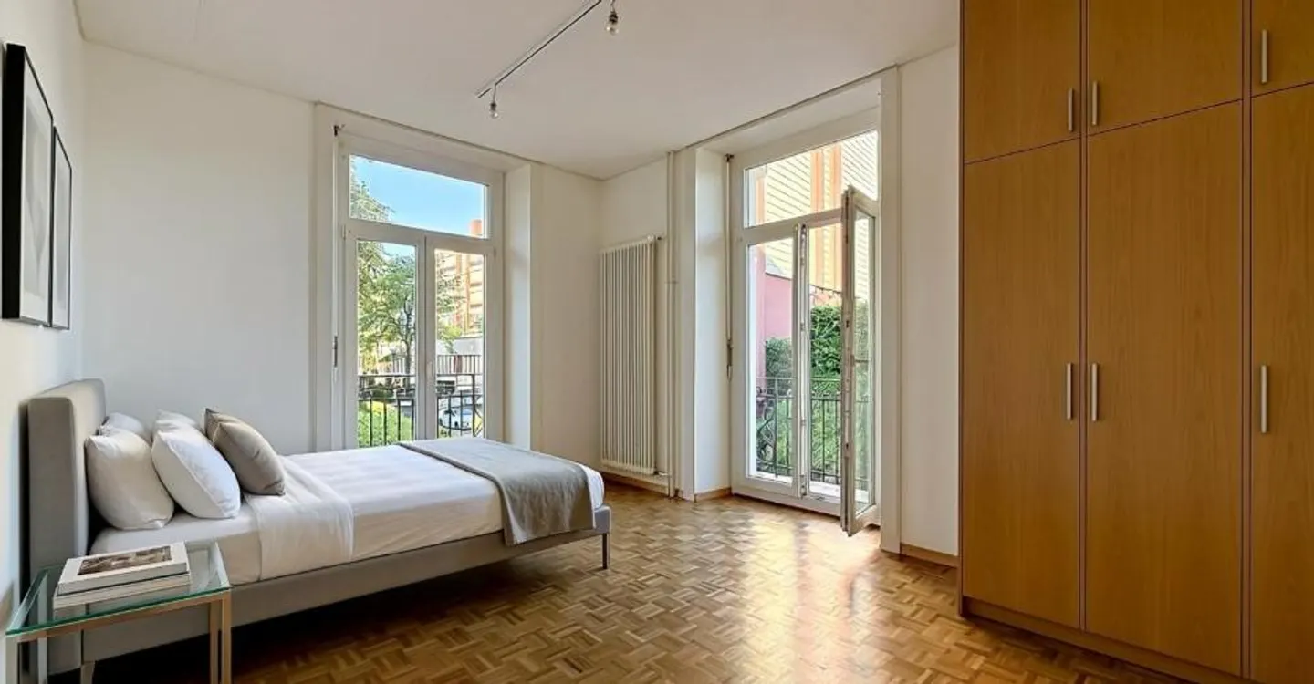 Charming 4 room apartment on the 1st floor - Photo 3 of 8