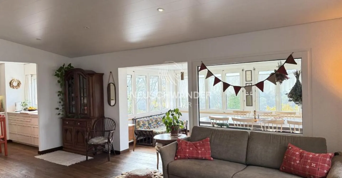 Charming Renovated House - Photo 9 of 13