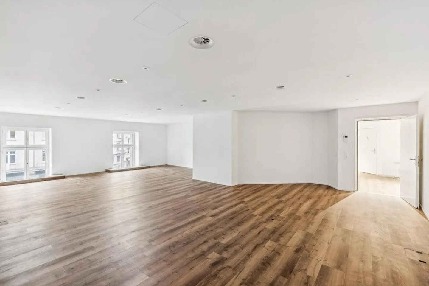 Spazio ufficio esclusivo @ Bahnhofstrasse - Foto 7 di 9