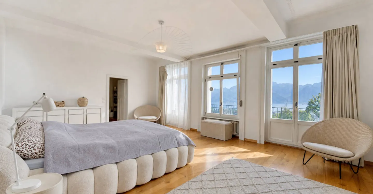 Renovated Master House with panoramic view of Lake Geneva - Photo 5 of 10
